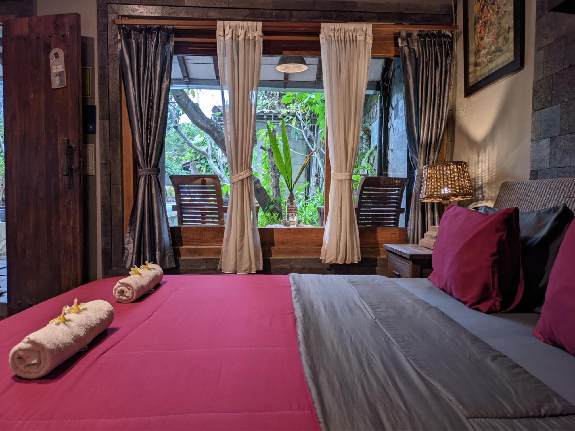 Astuti Gallery Homestay Jogjacarta Exterior foto